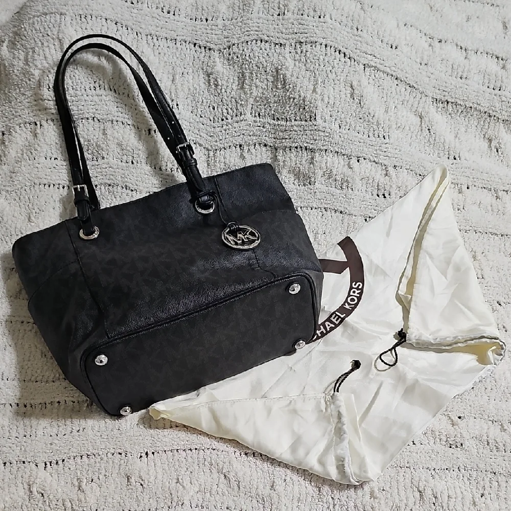 Michael Kors Black Tote - Picture 7 of 13